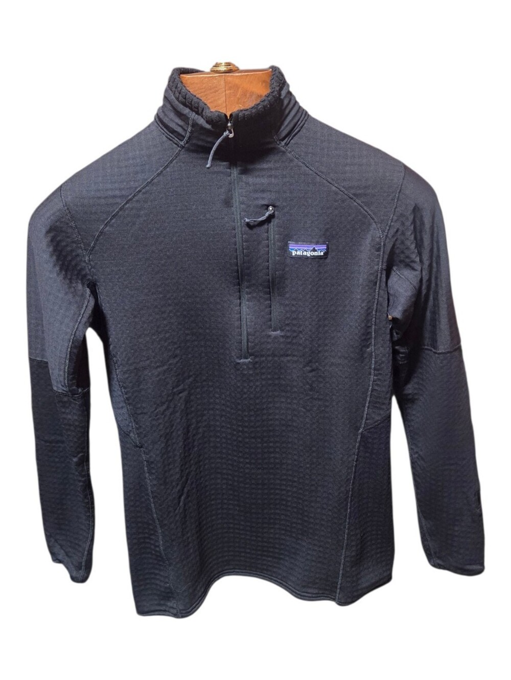 Patagonia Womens R1 Black  1/2 Zip Pullover Polartec Jacket Base Layer Small